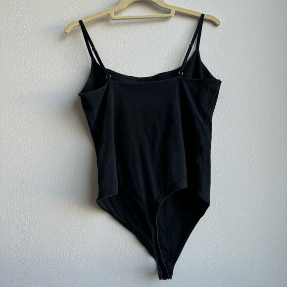 $5/$25 Abercrombie & Fitch soft AF Black Strappy Square Neck Bodysuit SZ Large - Picture 5 of 6